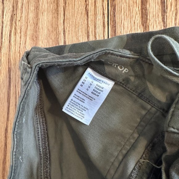 American Eagle Super Hi-Rise Jegging Ne(x)t Level Stretch CAMO - Picture 2 of 3